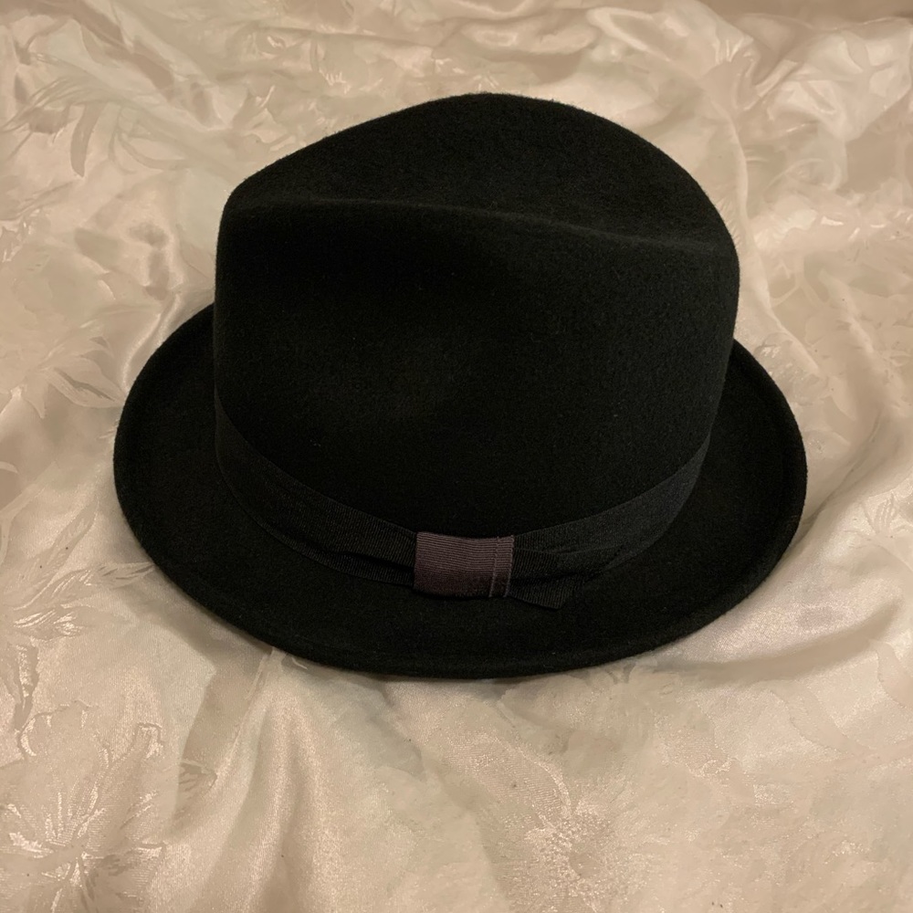 Hats/ you can buy separately too,